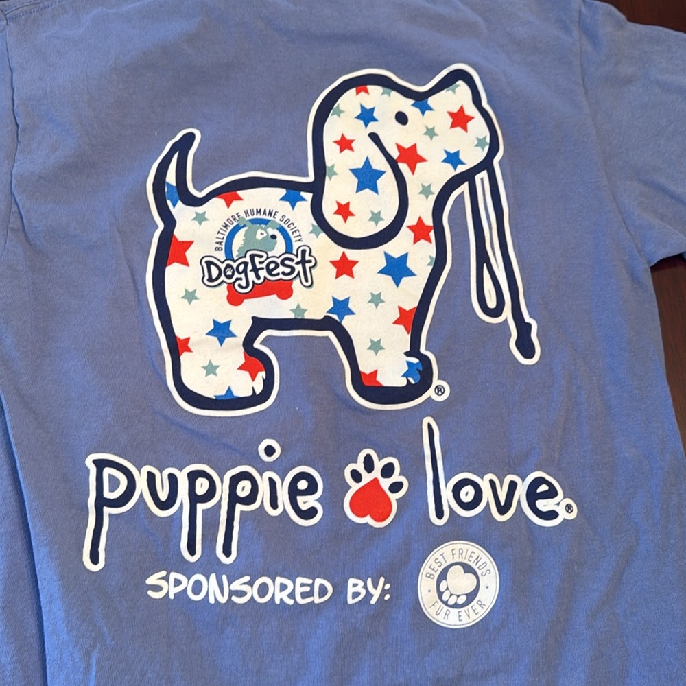 Blue Puppy Love Tee Shirt. Size Small. Nice Condition